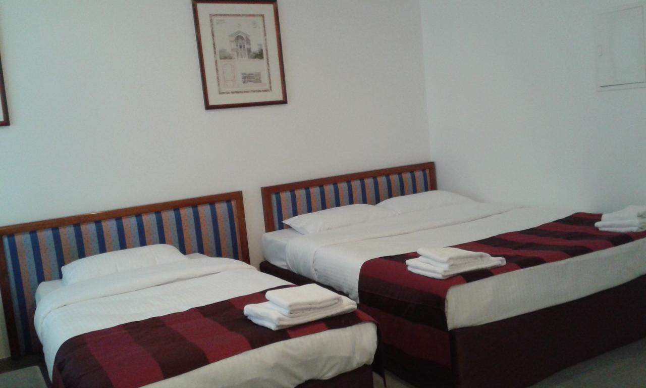 Holidays Apart-Hotel Anderlecht Bagian luar foto