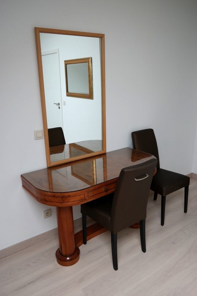 Holidays Apart-Hotel Anderlecht Bagian luar foto