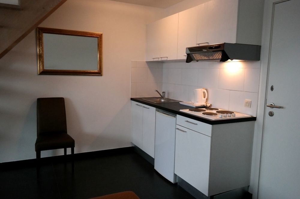 Holidays Apart-Hotel Anderlecht Bagian luar foto